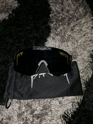 Γυαλιά ηλίου Pit Viper Glassy Sunhaters σαν καινούργια, μαύρα
