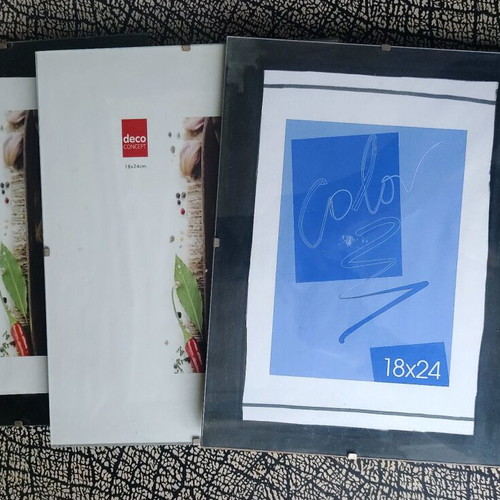 Clip photo frames used, pack of 16, various sizes with glass surface