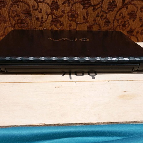 Laptop Sony VAIO 15.5" used, SSD 240GB, RAM 8GB