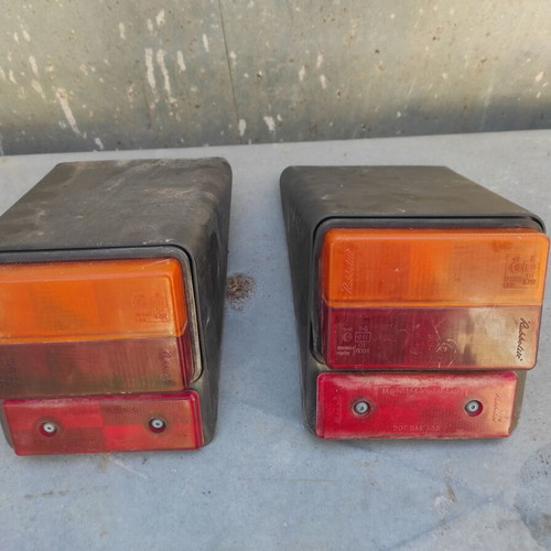 New Holland 5460 tractor rear lights used, set of 2