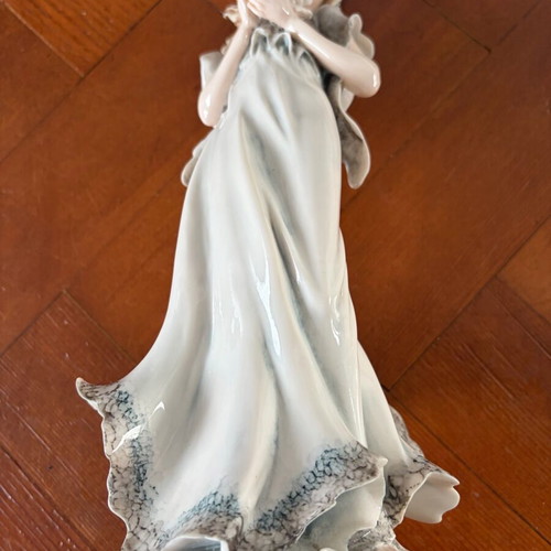 Αγαλματάκι Capodimonte Guiseppe Armani Florence σαν καινούργιο