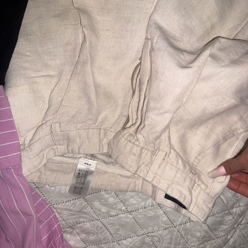 Zara t shirt and 2 linen shorts like new, black and pink