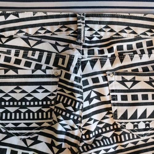 Denim women's pants Amisu slim fit used, black and white geometric pattern, size M/38/10