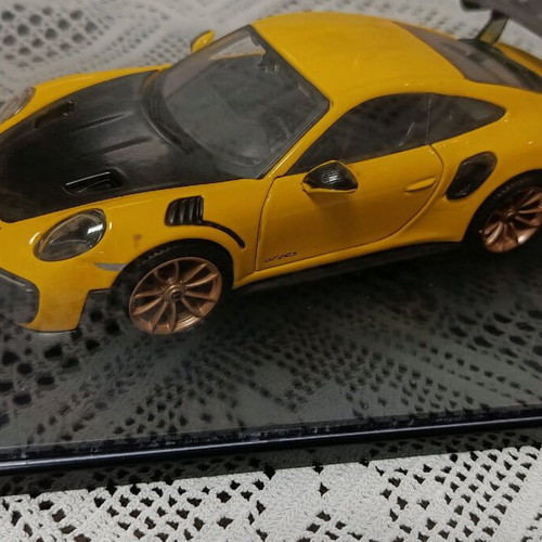 Porsche 1/18 and 1/24 scale Bburago GT cup custom & GT2RS like new with display case