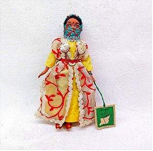 Κούκλα συλλεκτικής συλλογής από τη Βόρεια Αφρική, με βιβλίο αυθεντικότητας