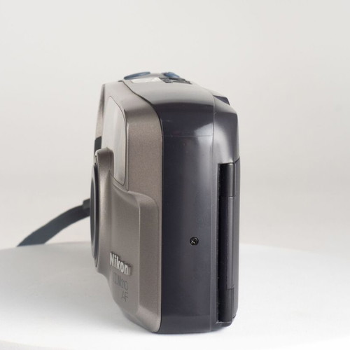 Nikon Zoom 210 AF 35mm Film Camera Used in Excellent Condition
