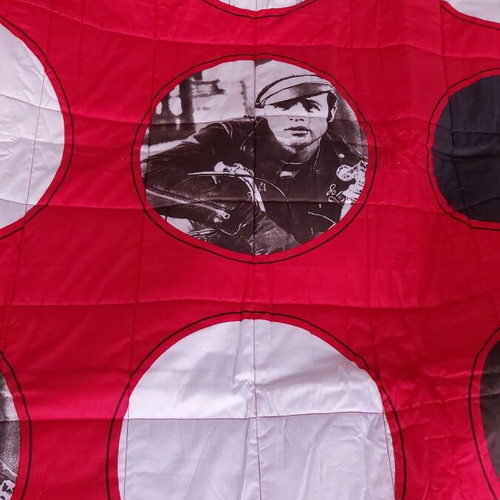 Homeline double quilt new with Marilyn Monroe & James Dean print