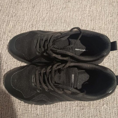Unisex Marathon Athletic Shoes like new, size 39, black