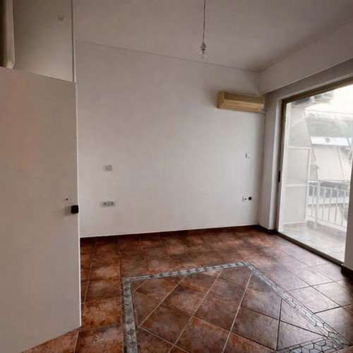Apartment 115 sqm in Nikaia with 3 bedrooms and balconies