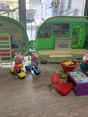 Peppa Pig toy set with camper, pool and Cocomelon house