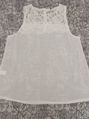 Women's blouse size M new, white