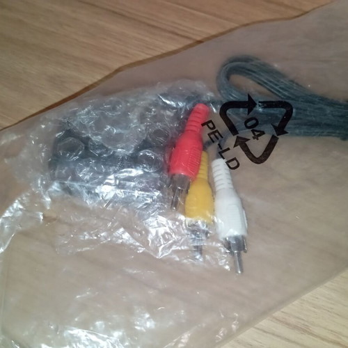 LogiLink AV cable Scart male - 3x RCA audio/video male 2m new