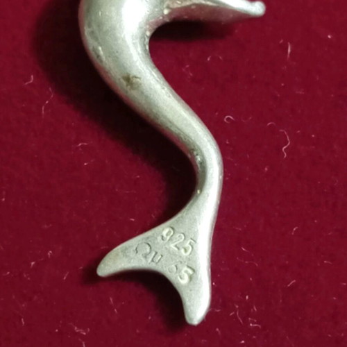 Silver 925 necklace with dolphin pendant, like new