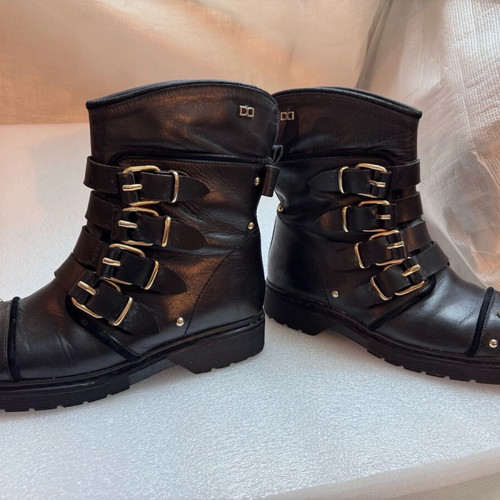 Dukas black leather Cheval II ankle boots No 39 used