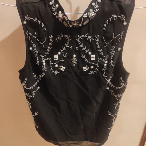 Forever 21 top new with pearls, size M, black