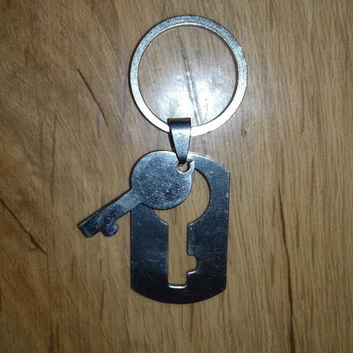 Keychain original like new, silver