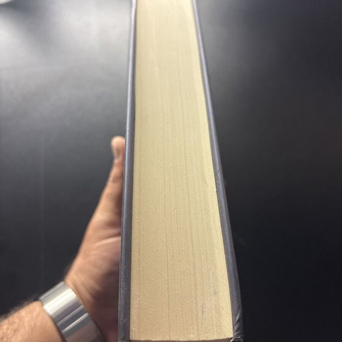 Carve the Mark by Veronica Roth like new