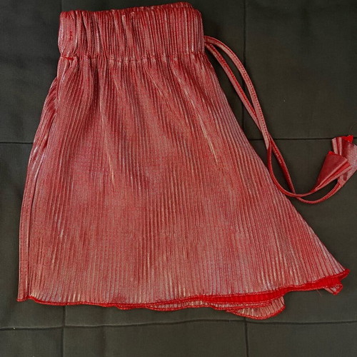 Celestino summer shorts like new, shiny, size S/M mid-rise