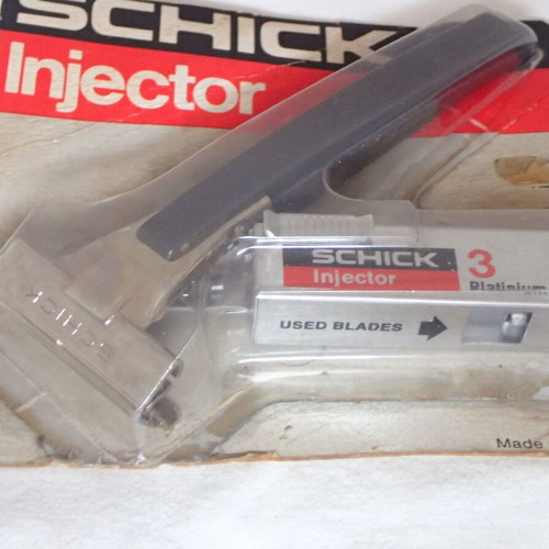 Schick Injector Type L razor new vintage with three-blade cartridge