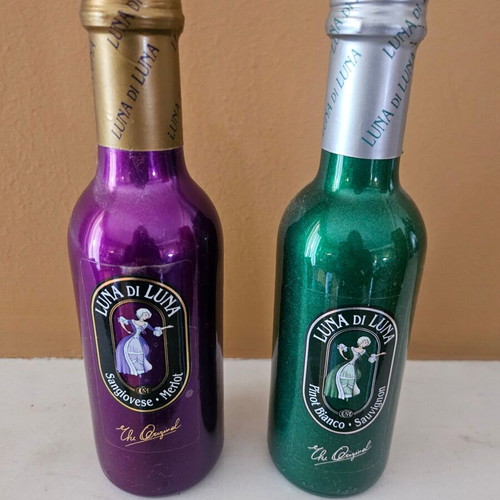 Wine drinks sealed like new, collectible set of 2 bottles