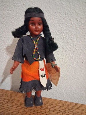 Small American doll 18cm new
