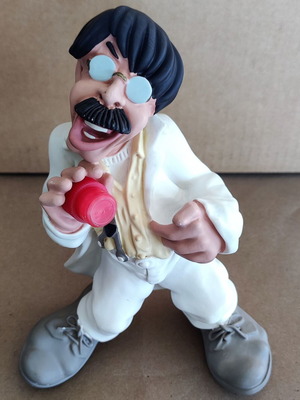 Antartidee decorative pharmacist/chemist figure like new
