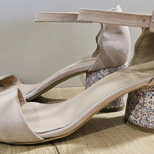Mairiboo for Envie beige sandals size 37 used