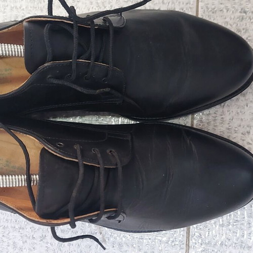 Leather military shoes size 45, classic style, black, like new