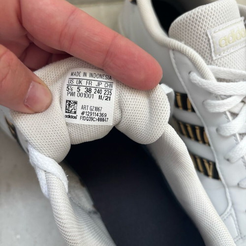 adidas gazelle silver green womens The Simpsons x Adidas Superstar 'Squishee' (DS)  47 Jump Street