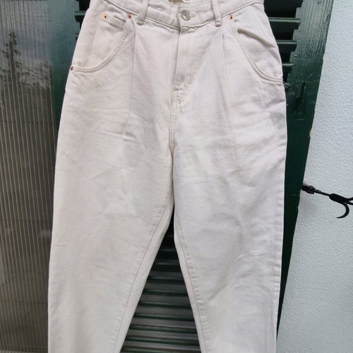 Pull & Bear wide high waisted jeans used, size 32, ecru