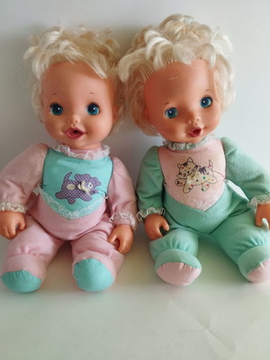 Винтидж 1996 Take Care Of Me Twins бебешки кукли употребявани