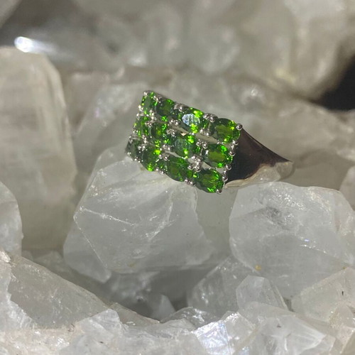 Silver ring with natural diopside and 18K gold plating, adjustable
