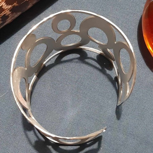 Cuff bracelet stainless steel new, silver