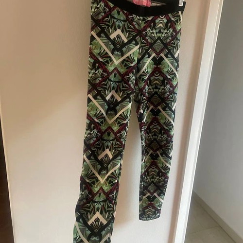 Leggings size S, pack of 4, athletic, grey and green