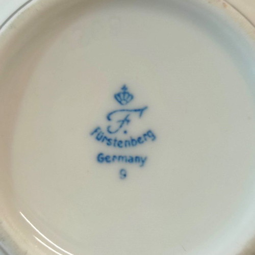 Porcelain fondue pot Furstenberg Germany in excellent condition
