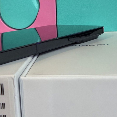 Xiaomi 14 5G 12GB RAM 512GB Black Android Smartphone like new