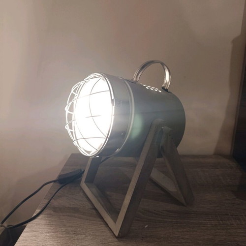 Grundig Table Lamp like new with E27 socket