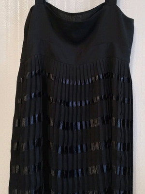 Red Valentino Caravani women's dress black like new, size M-L