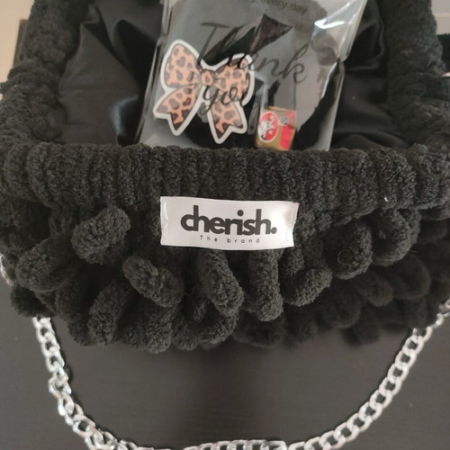 Puffy Shoulder Bag New Black 20x30 cm with Chain and Satin Lining