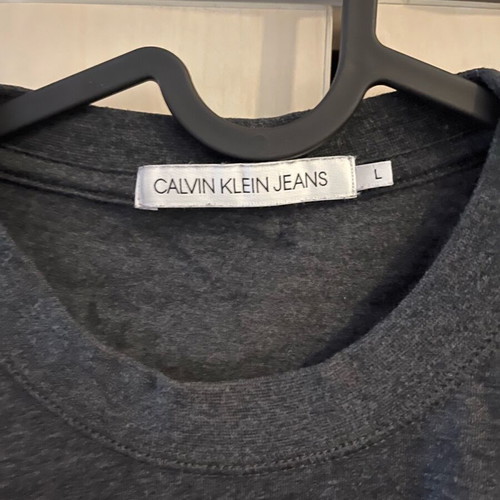 Calvin Klein T-shirt size L black and gray lightly worn