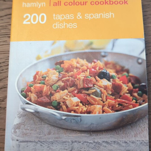 Hamlyn Tapas & Spanish Dishes cookbook like new