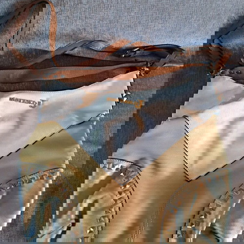 Τσάντα ώμου/χειρός Mattiolo μεταχειρισμένη σε μπεζ/λευκό