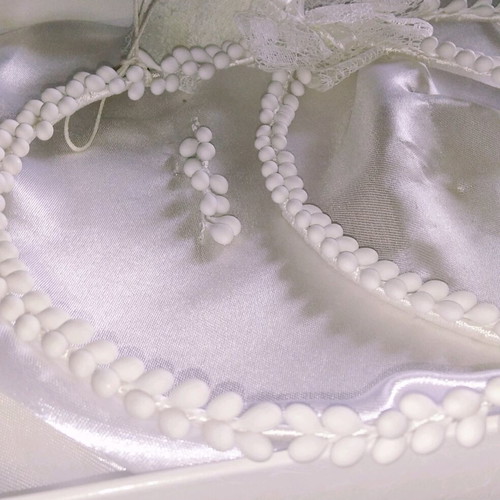 Porcelain wedding crowns new