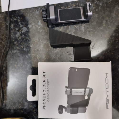 DJI Osmo Pocket 2 like new with tripod and phone holder set