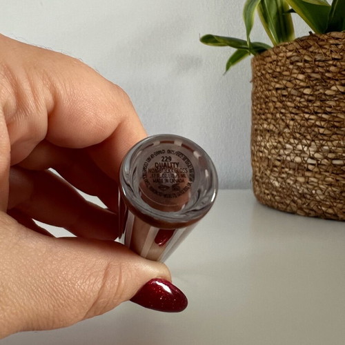 MAC Lipglass 229 new with crystal shine