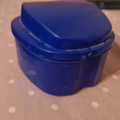 Soap storage container like new