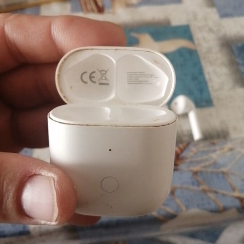 Realme Buds Air Neo earbuds used, sweat resistant, 17h battery