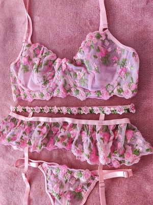 Pink floral sexy lingerie set with garters new
