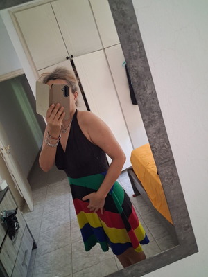 Multifunctional Dress medium-large like new, colorful