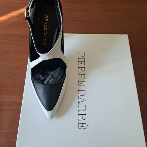 Pierre Darré T-Strap Leather Pumps Size 37 Black White New
